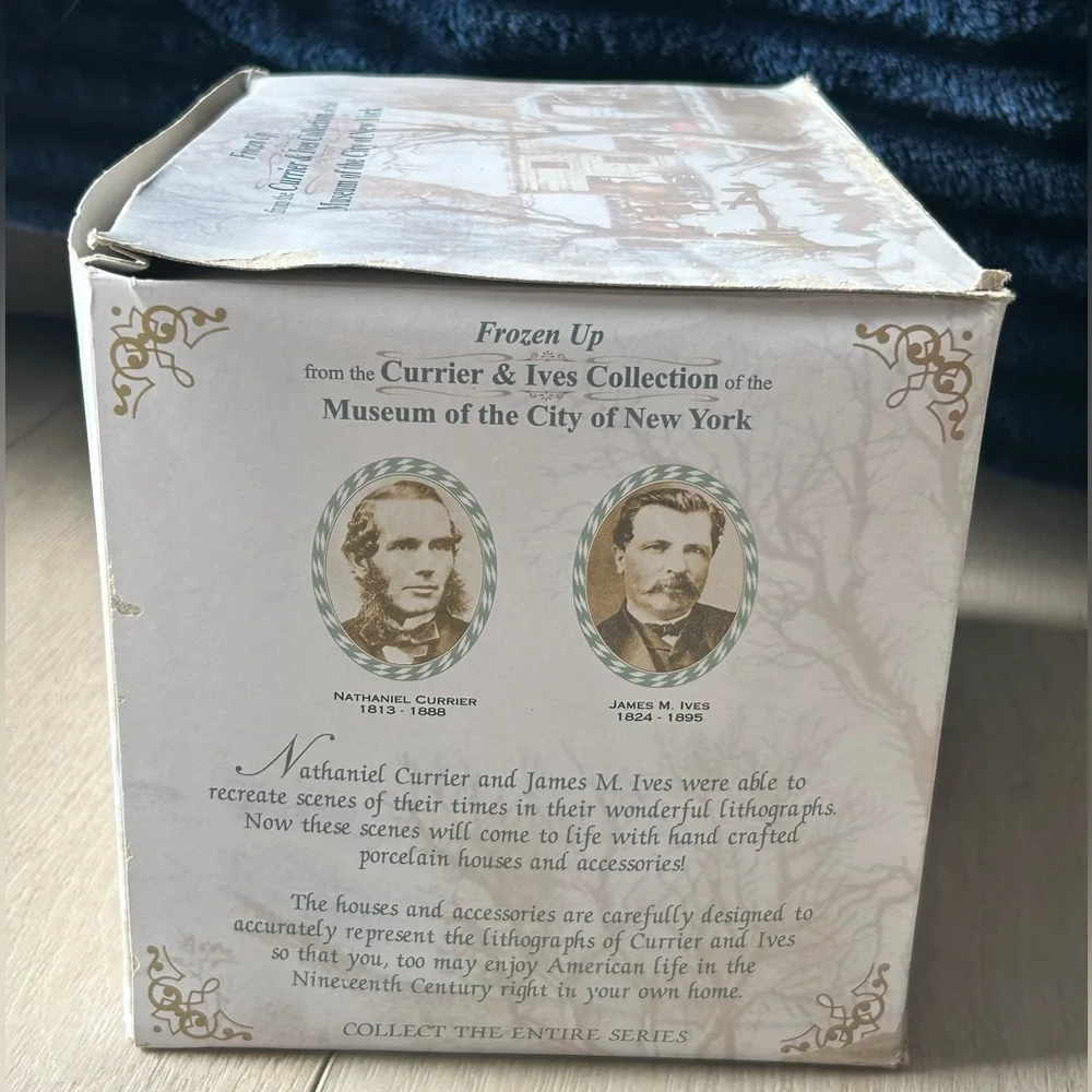 unused vintage Jo Ann’s Christmas village house - Picture 4 of 9